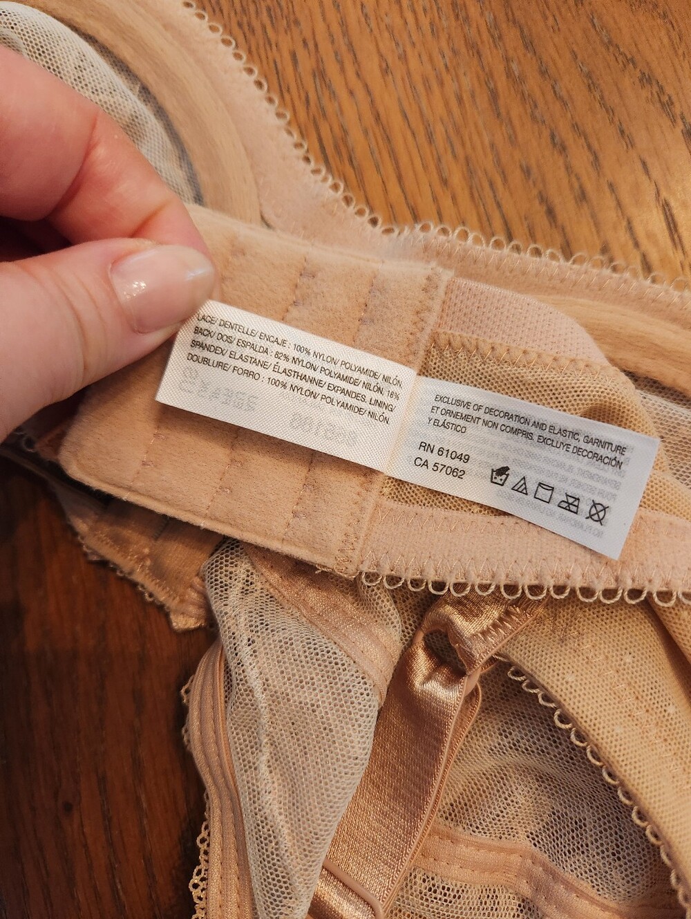 NEW Wacoal Retro Chic Full Figure Underwire Bra Toast Size 32D - Picture 7 of 8